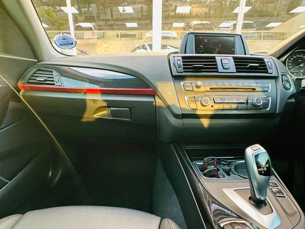 2015-BMW-2-Series-220i-Luxury-Line-Auto image:17
