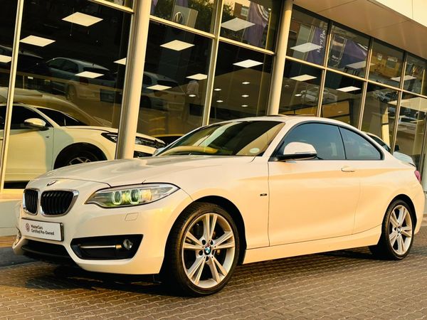 2015-BMW-2-Series-220i-Luxury-Line-Auto image:4