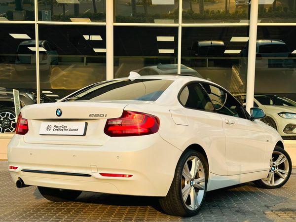 2015-BMW-2-Series-220i-Luxury-Line-Auto image:8