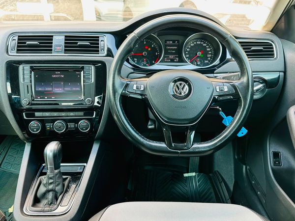2019-Volkswagen-Jetta-GP-20-TDI-Highline-Auto image:17