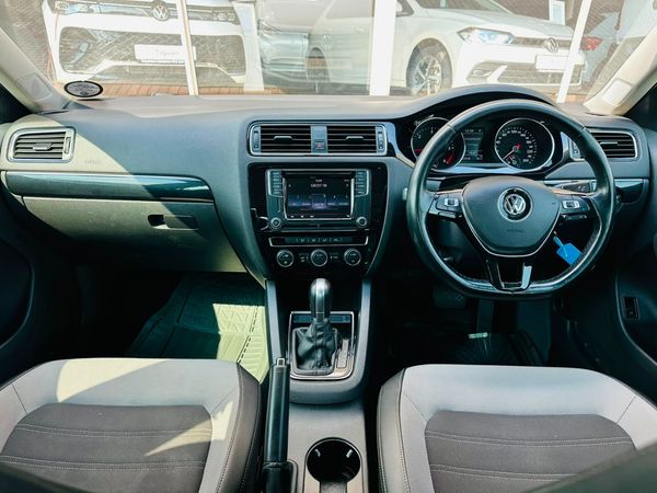 2019-Volkswagen-Jetta-GP-20-TDI-Highline-Auto image:19