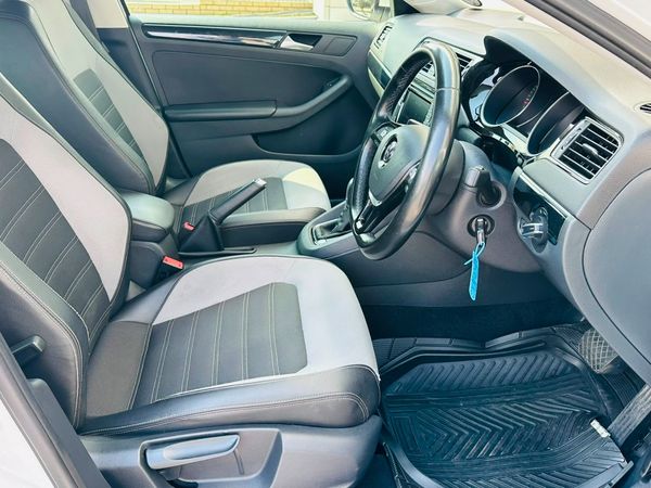2019-Volkswagen-Jetta-GP-20-TDI-Highline-Auto image:20