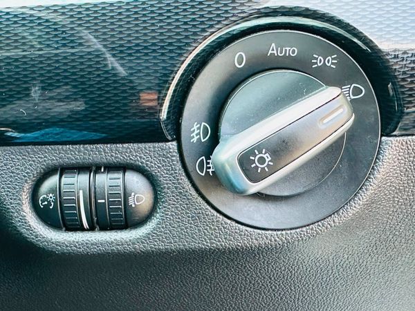 2019-Volkswagen-Jetta-GP-20-TDI-Highline-Auto image:24
