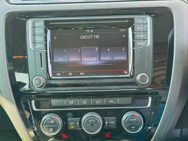 2019-Volkswagen-Jetta-GP-20-TDI-Highline-Auto image:26
