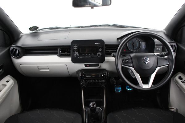 2019-Suzuki-Ignis-12-GLX image:1