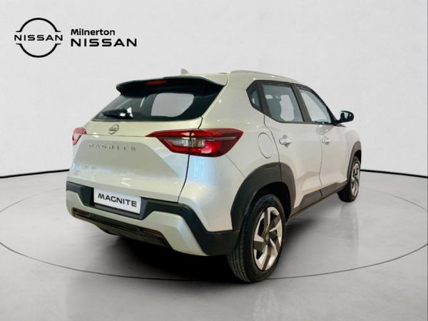 2026-Nissan-Magnite-10-Visia image:3