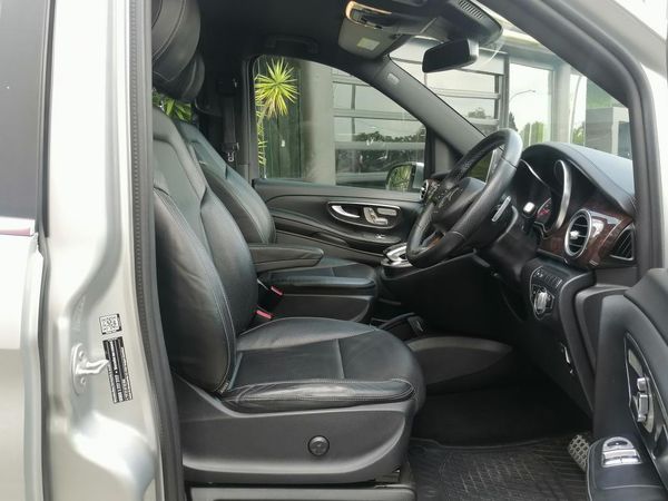 2018-Mercedes-Benz-V-Class-V-250-Bluetec-Avantgarde-Auto image:4