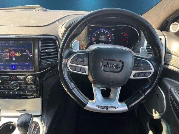 2021-Jeep-Grand-Cherokee-62-SC-Trackhawk image:12
