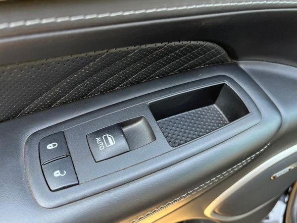 2021-Jeep-Grand-Cherokee-62-SC-Trackhawk image:21