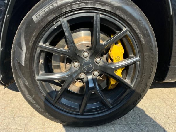 2021-Jeep-Grand-Cherokee-62-SC-Trackhawk image:22