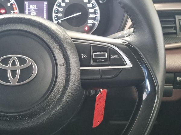 2025-Toyota-Starlet-Cross-15XS-Auto image:9