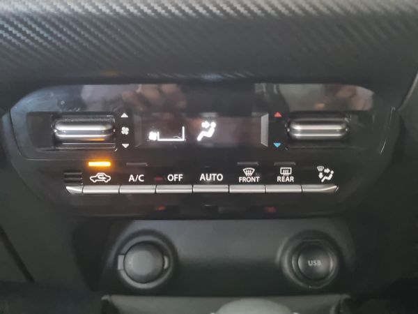 2025-Toyota-Starlet-Cross-15XS-Auto image:13