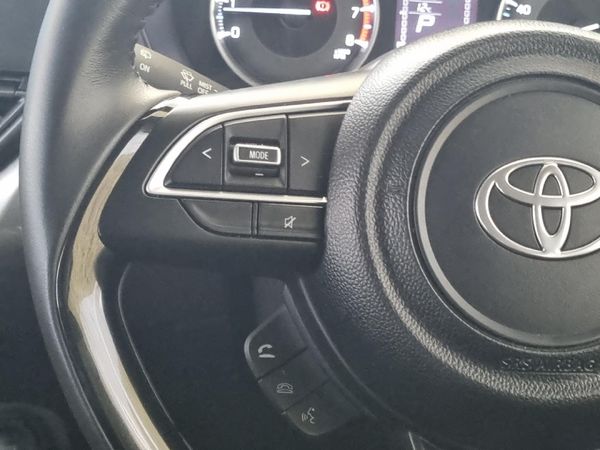 2025-Toyota-Starlet-Cross-15XS-Auto image:8