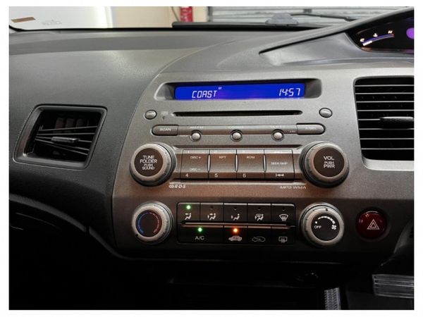 2010-Honda-Civic-18-LXi-Sedan-Auto image:13
