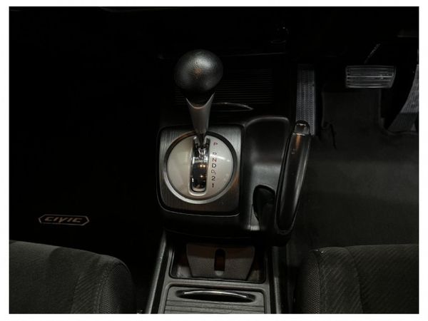 2010-Honda-Civic-18-LXi-Sedan-Auto image:14