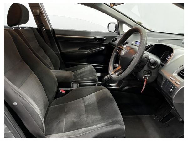 2010-Honda-Civic-18-LXi-Sedan-Auto image:8