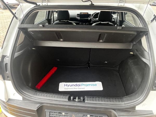 2024-Hyundai-Venue-10-TGDI-Fluid image:9