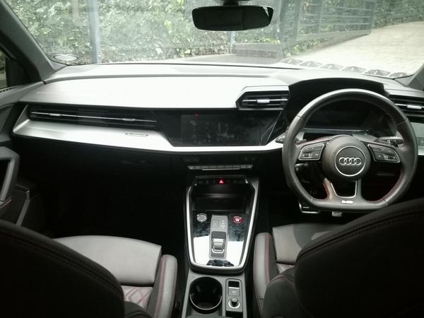 2024-Audi-S3-Sportback-quattro-Auto-228kW image:7