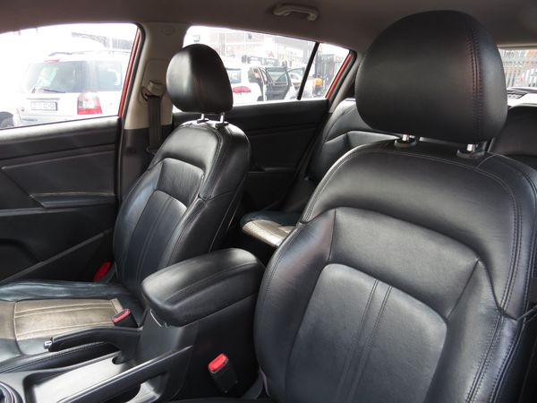 2012-Kia-Sportage-20-Auto image:15