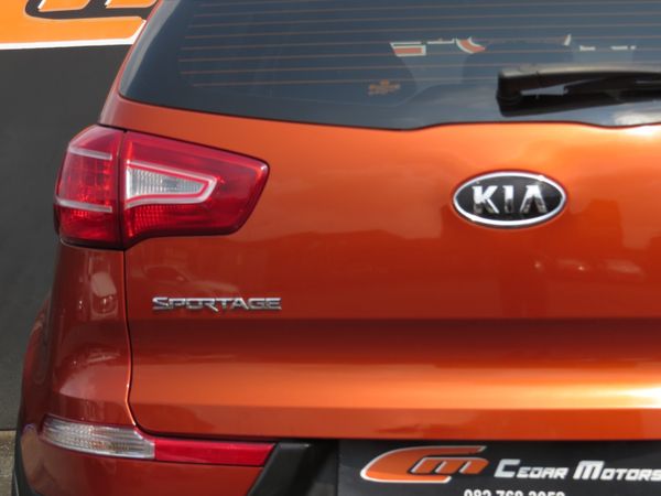 2012-Kia-Sportage-20-Auto image:7