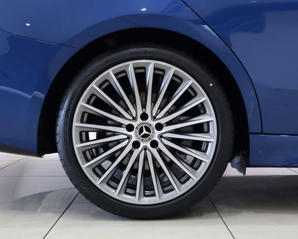 2022-Mercedes-Benz-C-Class-C200-Edition-6 image:10