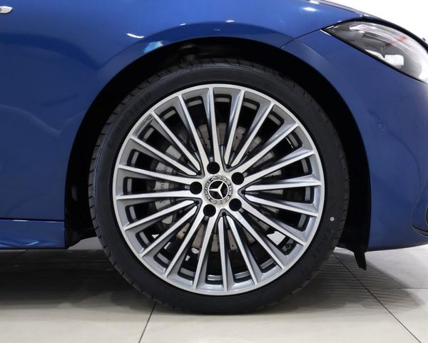2022-Mercedes-Benz-C-Class-C200-Edition-6 image:11