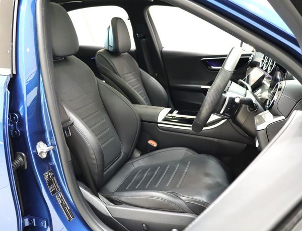 2022-Mercedes-Benz-C-Class-C200-Edition-6 image:25