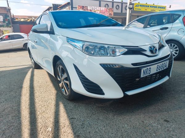 2018-Toyota-Yaris-15-XS-5-dr image:1