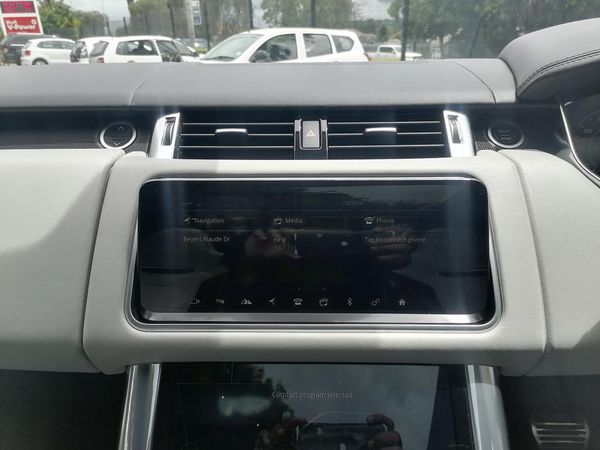 2021-Land-Rover-Range-Rover-Sport-50-V8-SVR-423kW image:8
