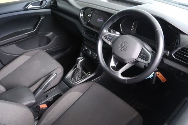 2023-Volkswagen-T-Cross-10-TSI-Comfortline image:5