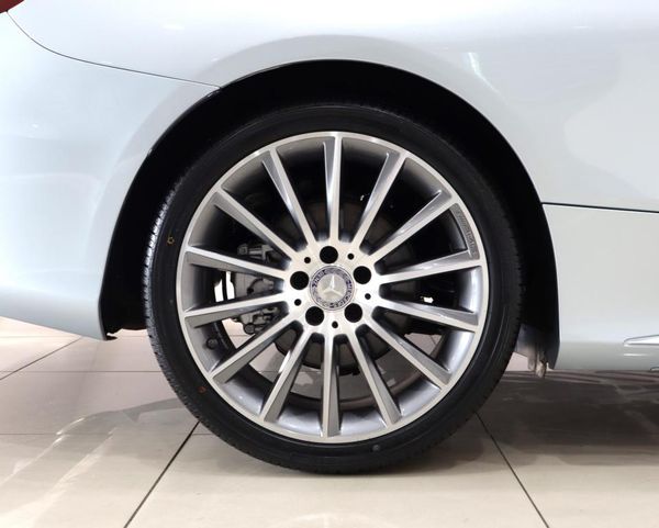 2017-Mercedes-Benz-C-Class-C-220d-AMG-Coupe-Auto image:9