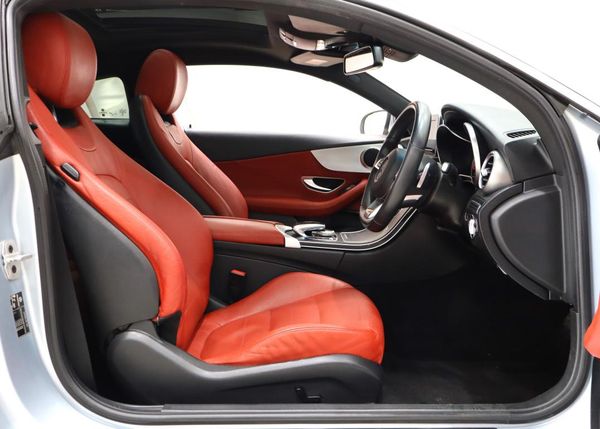 2017-Mercedes-Benz-C-Class-C-220d-AMG-Coupe-Auto image:23