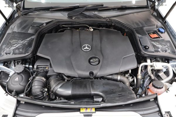2017-Mercedes-Benz-C-Class-C-220d-AMG-Coupe-Auto image:26
