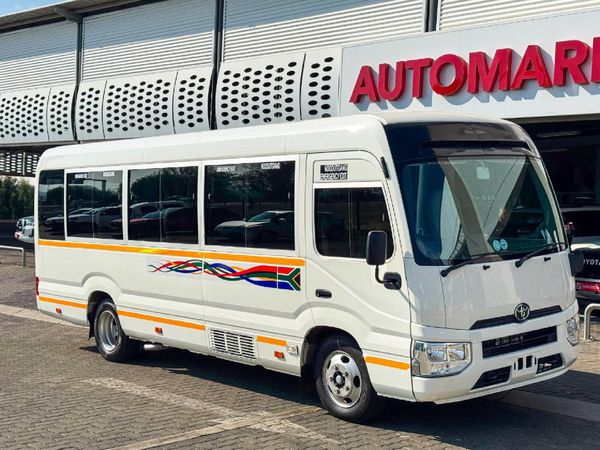 2023-Toyota-Coaster-40D-23-Seater-BS image:1