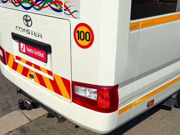 2023-Toyota-Coaster-40D-23-Seater-BS image:4