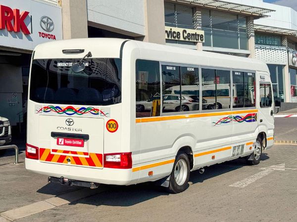 2023-Toyota-Coaster-40D-23-Seater-BS image:6