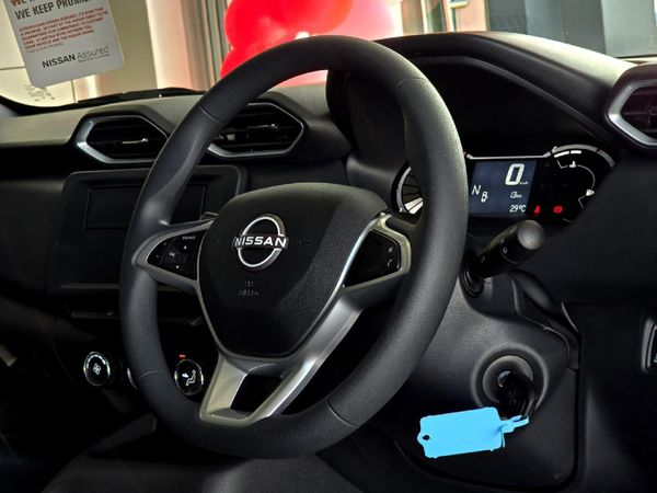 2026-Nissan-Magnite-10-Visia image:6