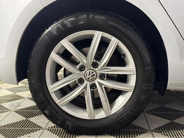 2018-Volkswagen-Golf-VII-10-TSI-Comfortline image:7