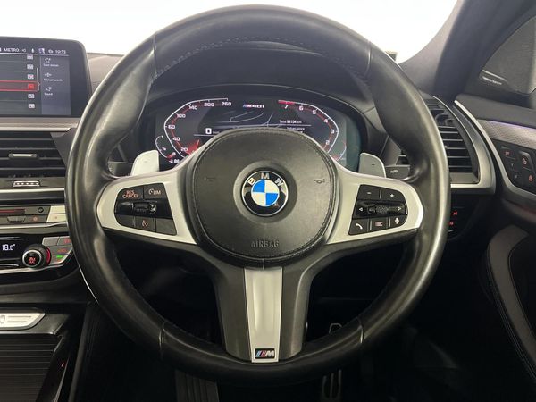 2020-BMW-X4-M40i image:12