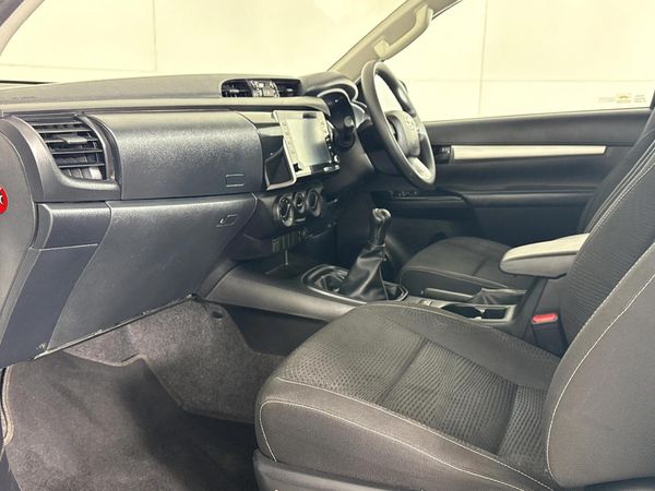 2024-Toyota-Hilux-24-GD-6-Raised-Body-Raider-Extended-Cab image:6