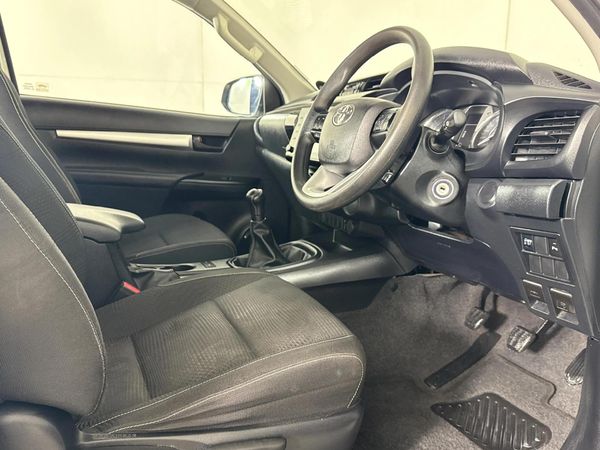 2024-Toyota-Hilux-24-GD-6-Raised-Body-Raider-Extended-Cab image:7