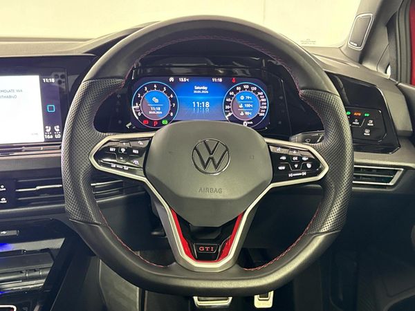 2023-Volkswagen-Golf-8-GTI-20-TSI-Auto image:10