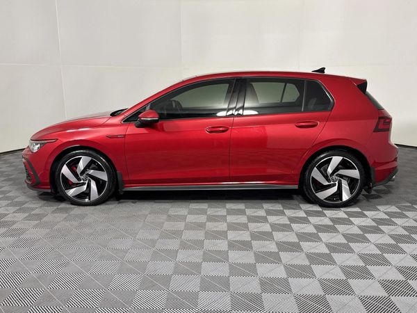2023-Volkswagen-Golf-8-GTI-20-TSI-Auto image:16