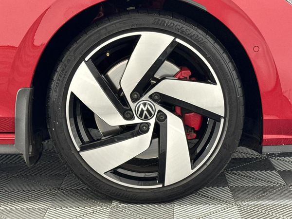 2023-Volkswagen-Golf-8-GTI-20-TSI-Auto image:5
