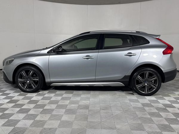 2016-Volvo-V40-CC-D4-Elite-Auto image:16