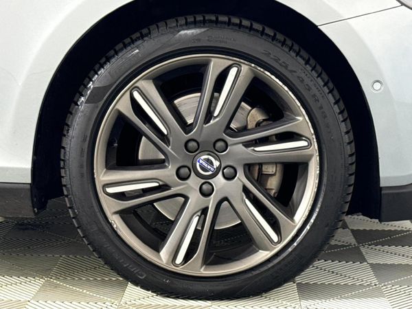 2016-Volvo-V40-CC-D4-Elite-Auto image:5