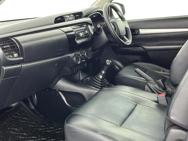 2021-Toyota-Hilux-20-VVTi-Single-Cab image:6