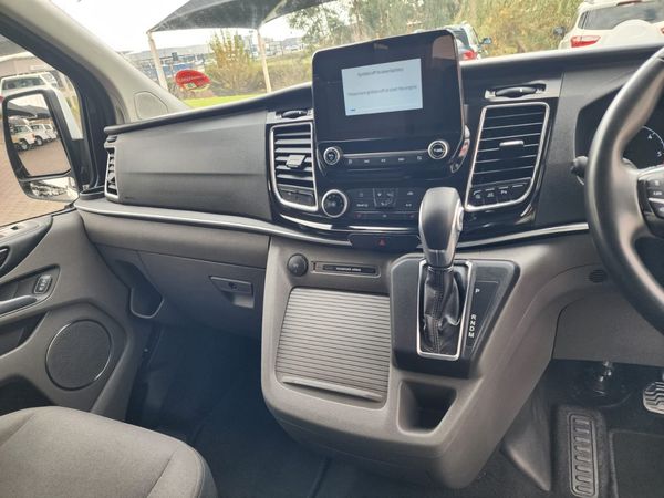 2022-Ford-Tourneo-Custom-LTD-20-TDCi-Auto-136KW image:10