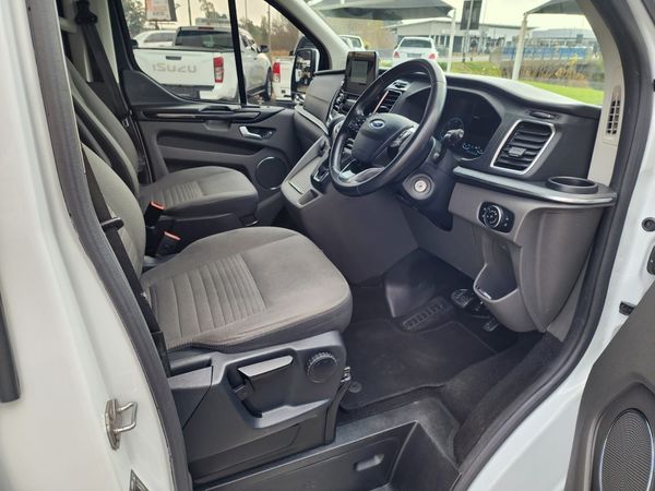 2022-Ford-Tourneo-Custom-LTD-20-TDCi-Auto-136KW image:11