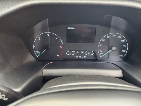 2022-Ford-Tourneo-Custom-LTD-20-TDCi-Auto-136KW image:12